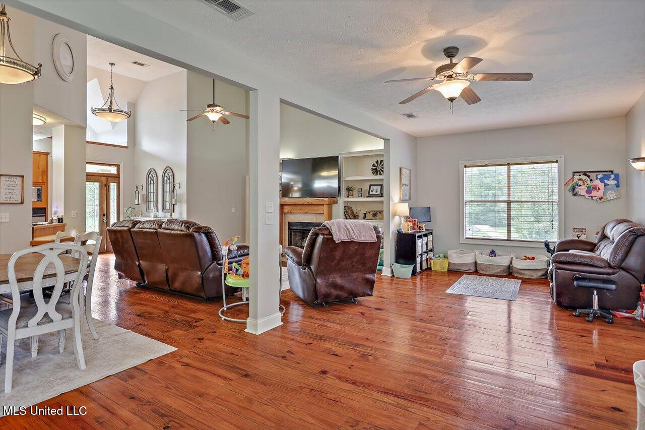 355 Louise Lane, Brandon, Mississippi image 21