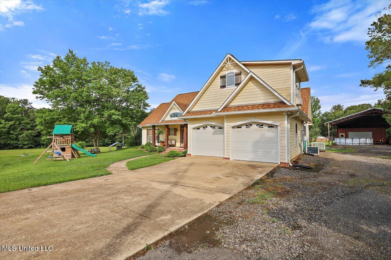 355 Louise Lane, Brandon, Mississippi image 2