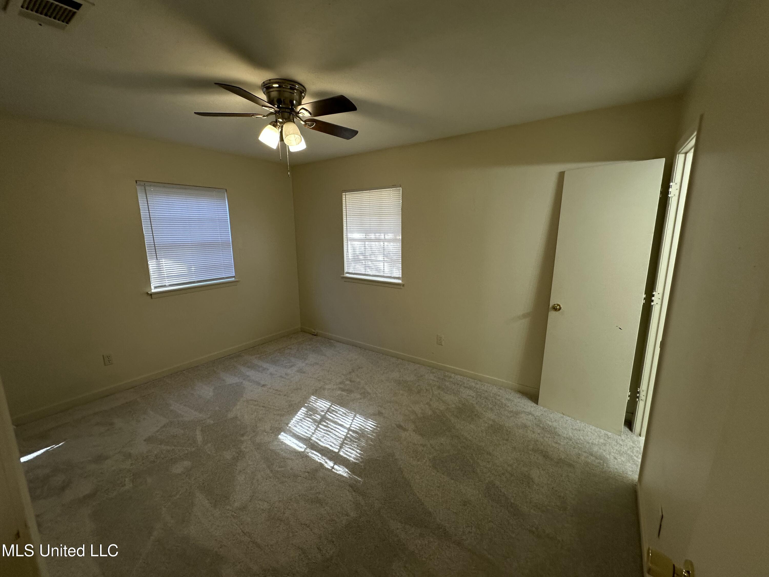 2835 Glenderry Street, Jackson, Mississippi image 26