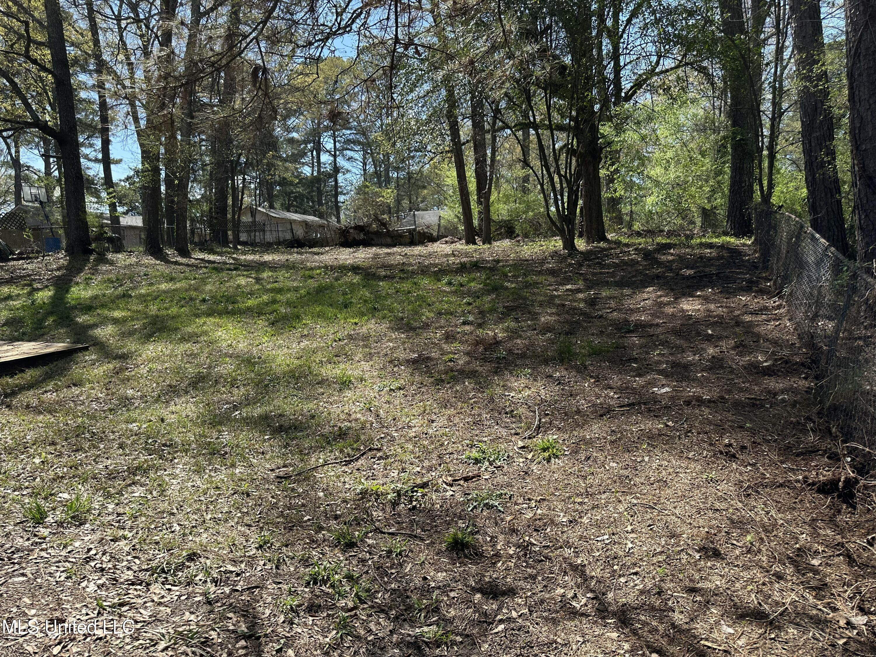 2835 Glenderry Street, Jackson, Mississippi image 32
