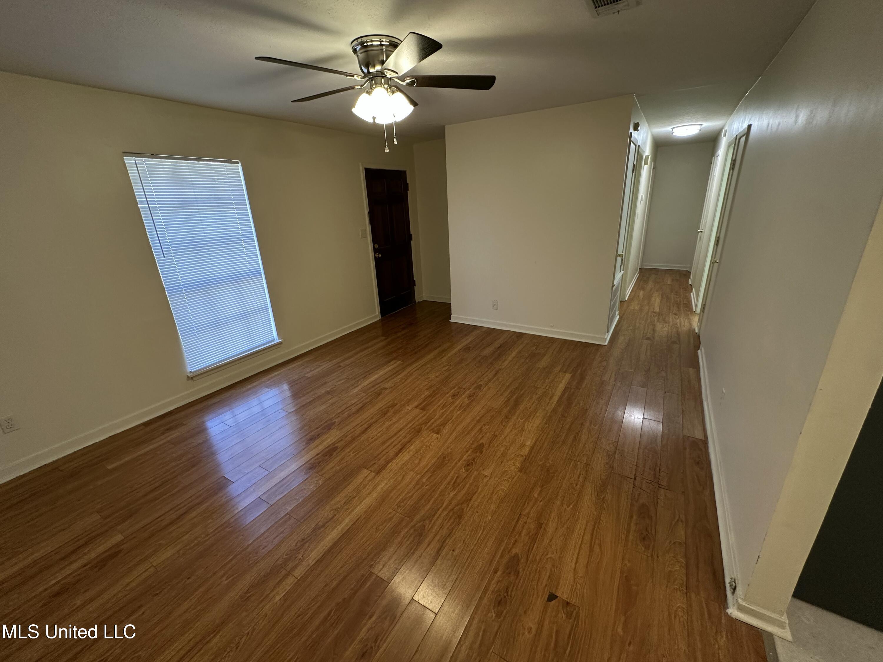 2835 Glenderry Street, Jackson, Mississippi image 2