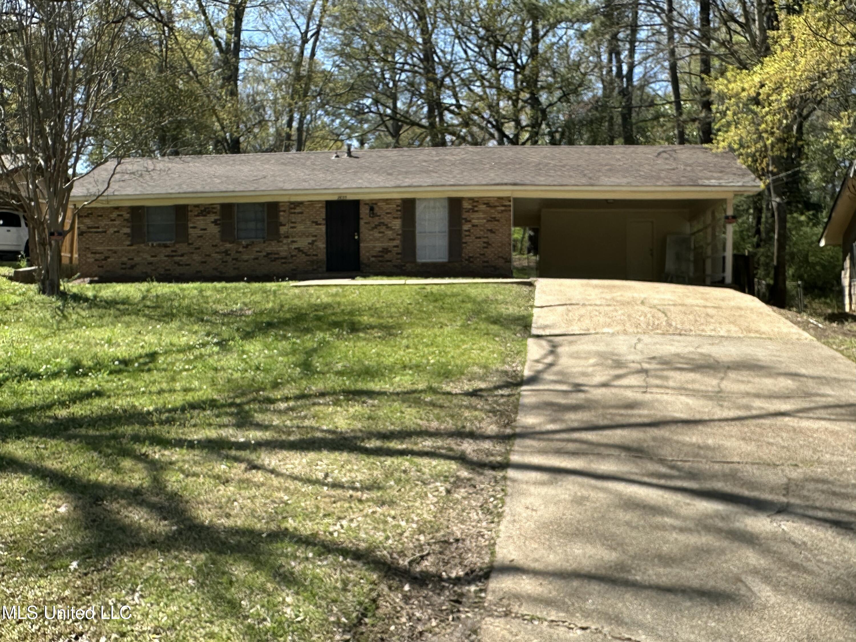 2835 Glenderry Street, Jackson, Mississippi image 1