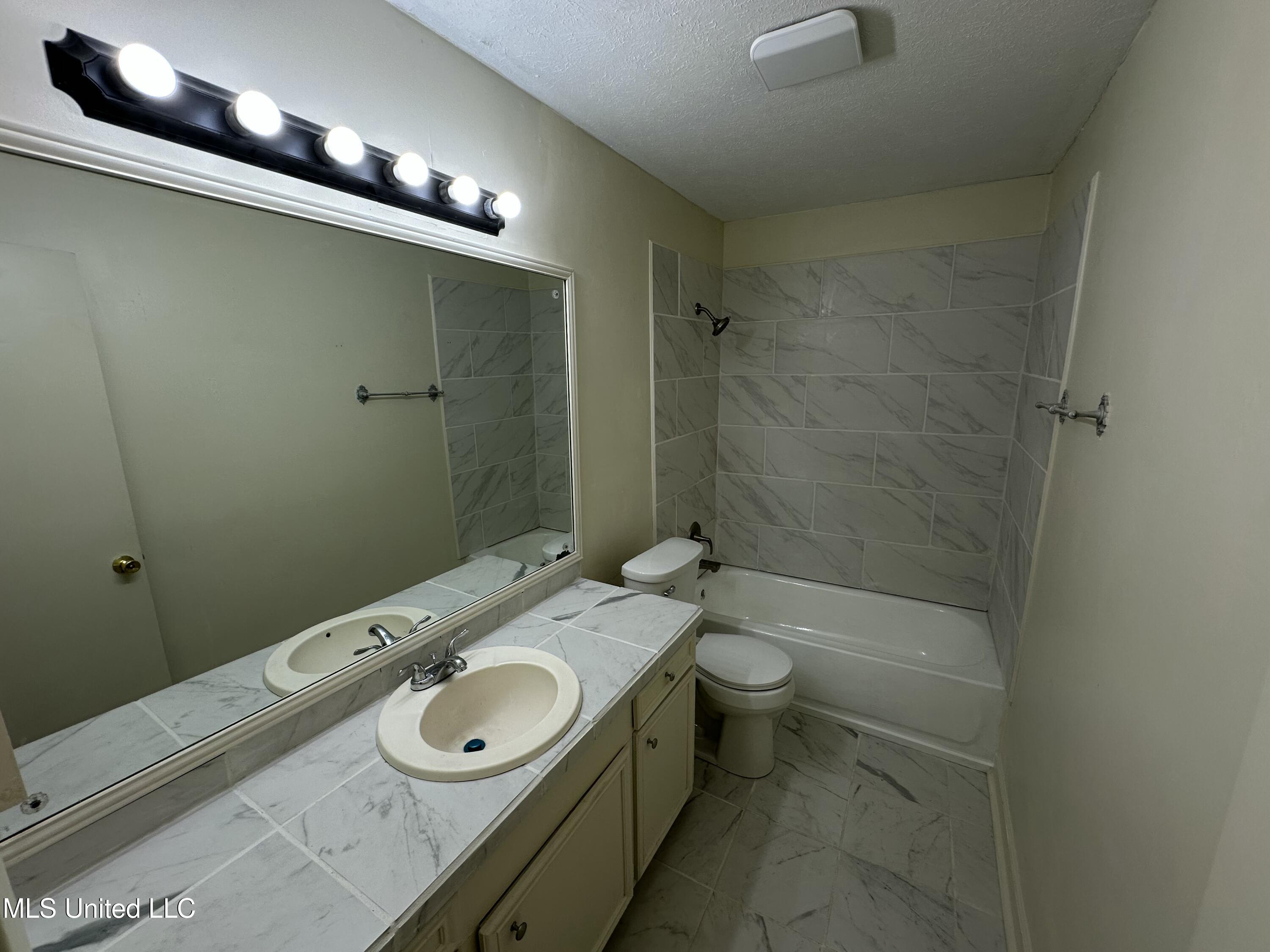 2835 Glenderry Street, Jackson, Mississippi image 22