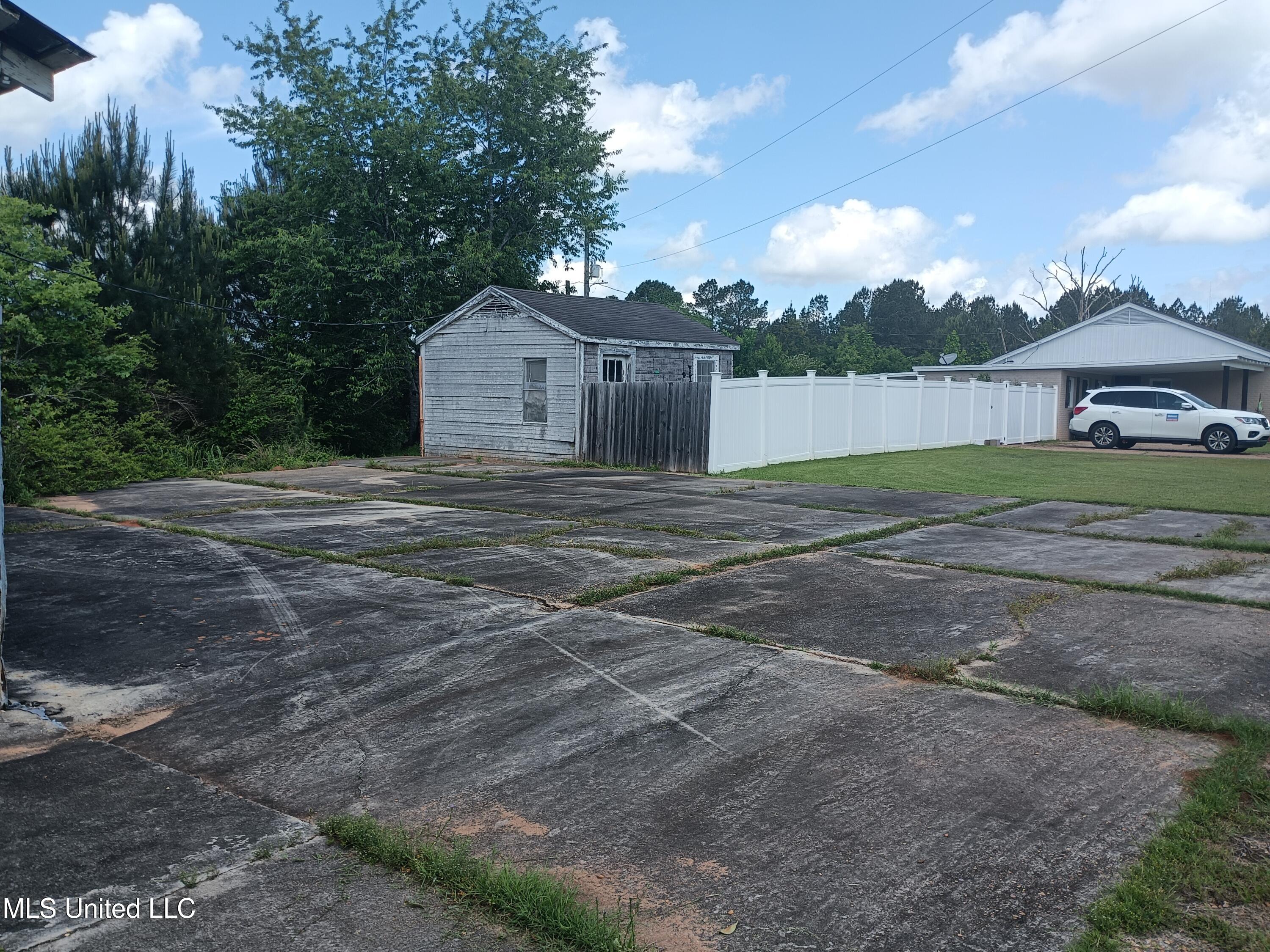706 S Decatur Street, Union, Mississippi image 44