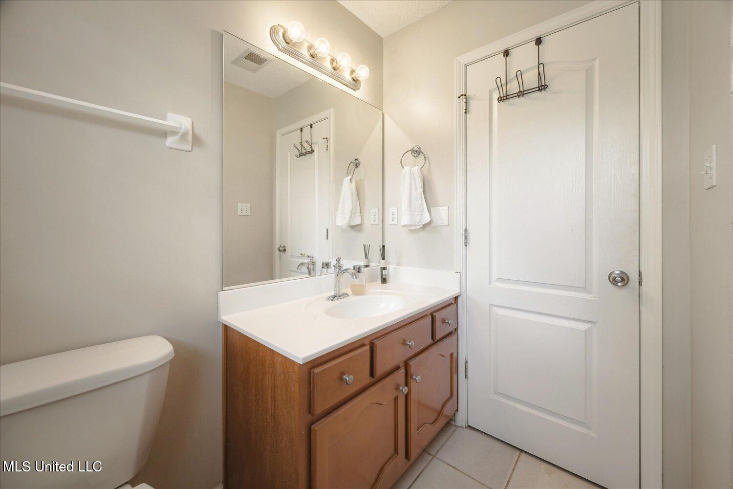 8850 Travis Drive, Olive Branch, Mississippi image 20
