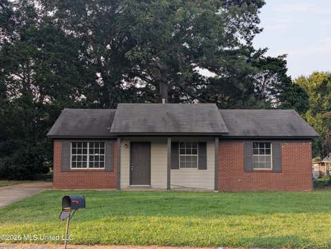 Homes For Rent - 1945 Mississippi Valley Boulevard<br/> Southaven, MS 38671