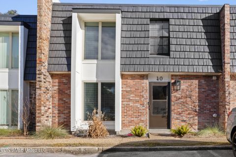 Condo For Sale - 527 Front Beach Drive<br/> Ocean Springs, MS 39564