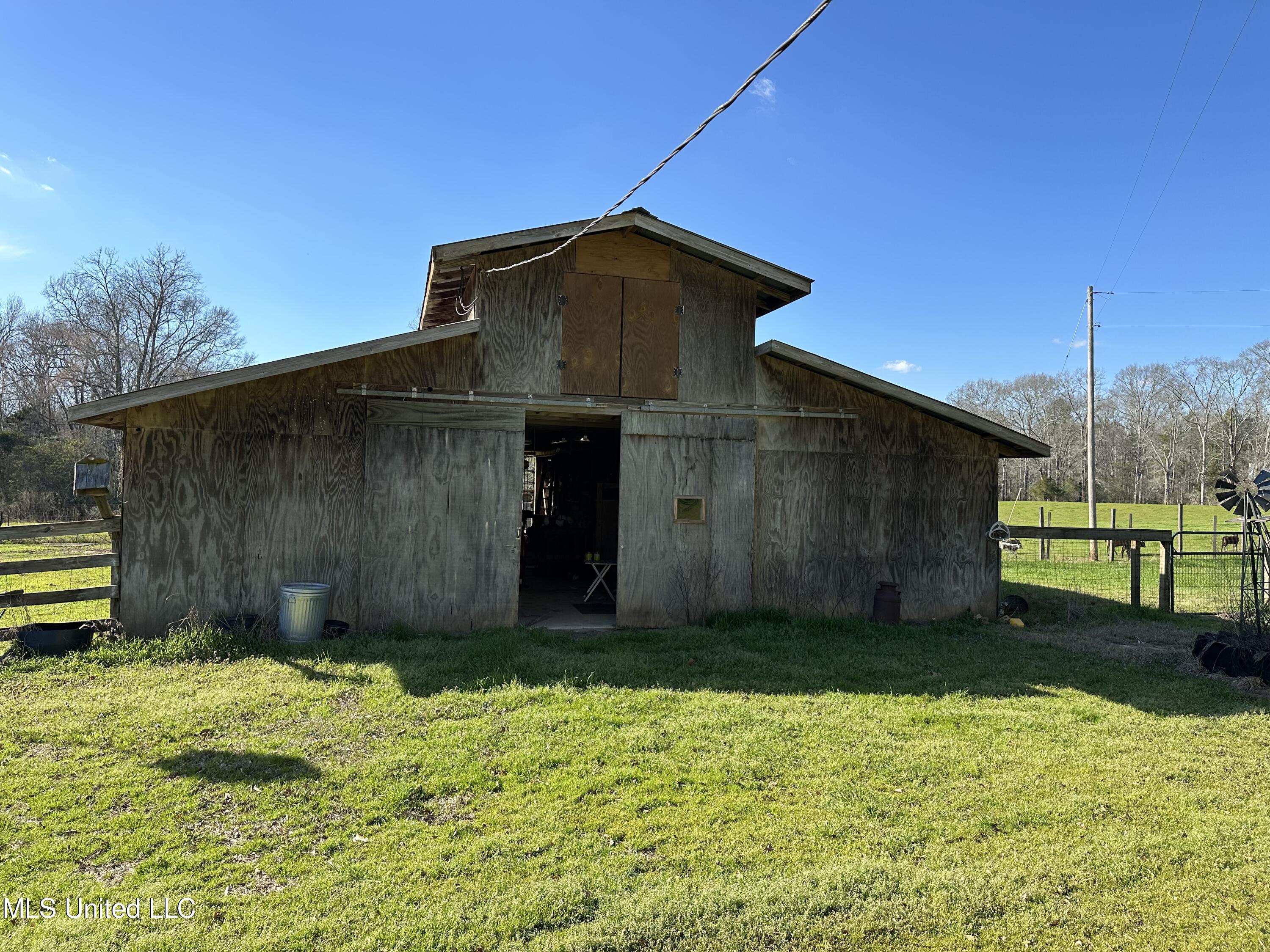 2709 NE Furrs Mill Drive, Wesson, Mississippi image 12