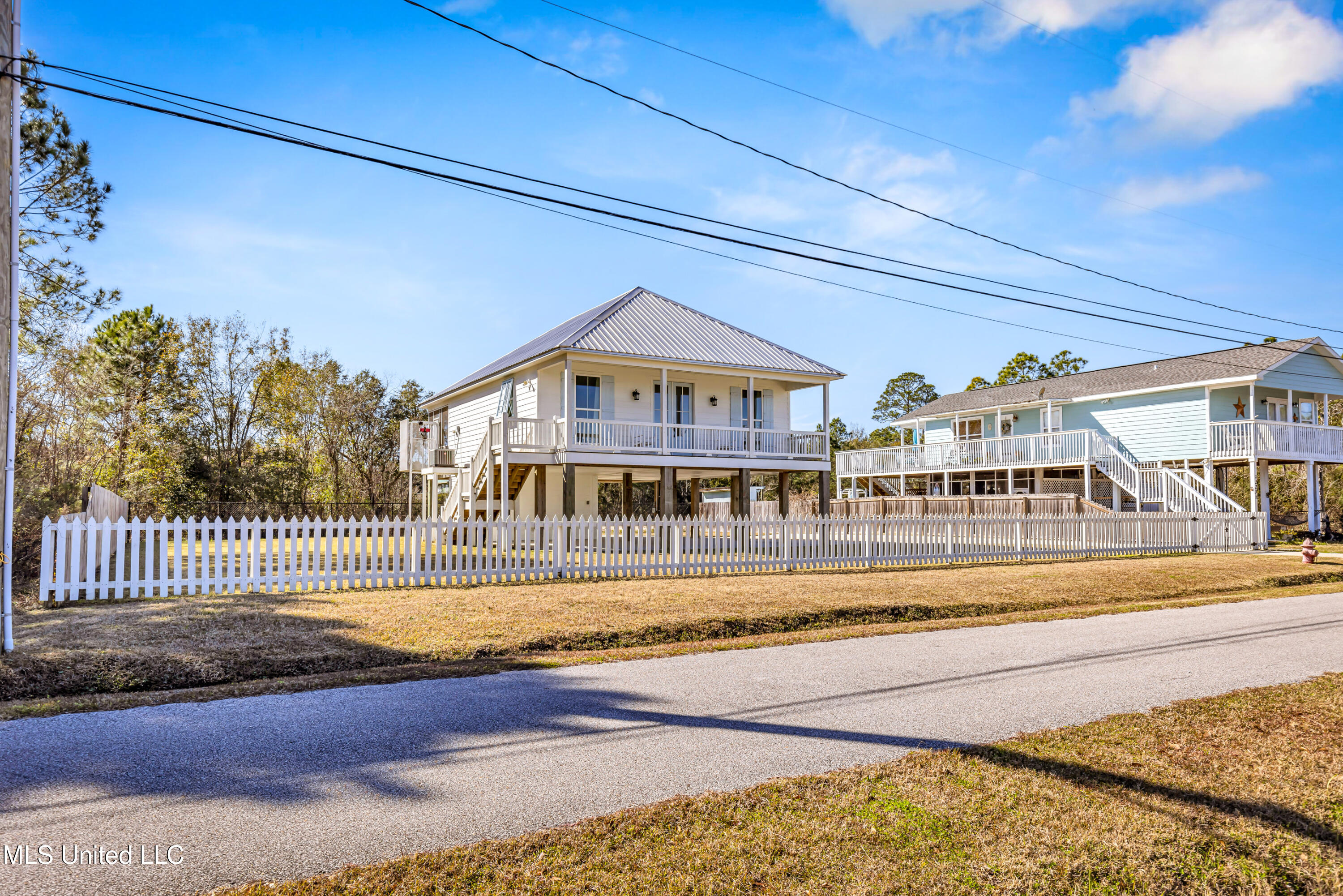 219 Tide Street, Waveland, Mississippi image 1