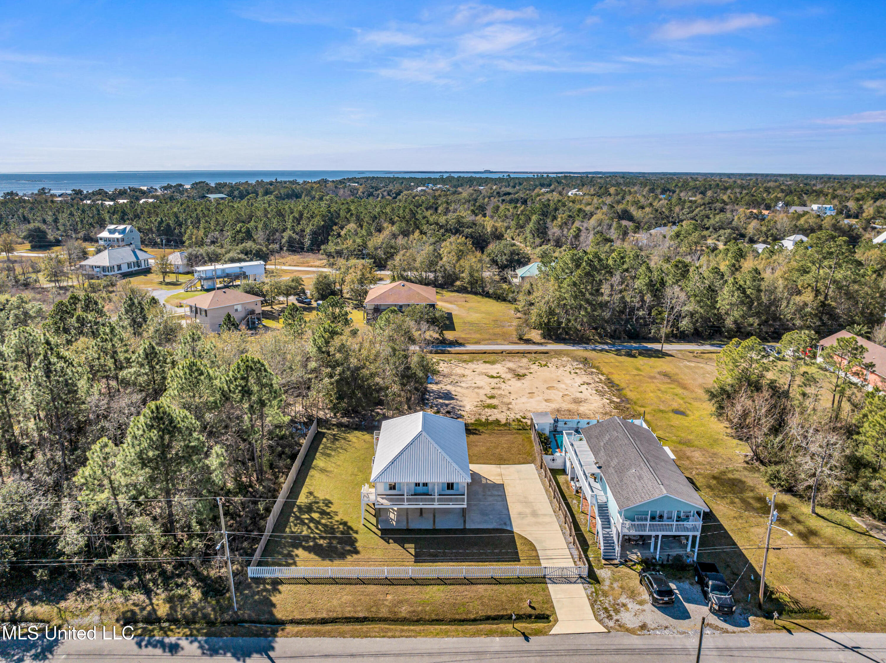 219 Tide Street, Waveland, Mississippi image 32