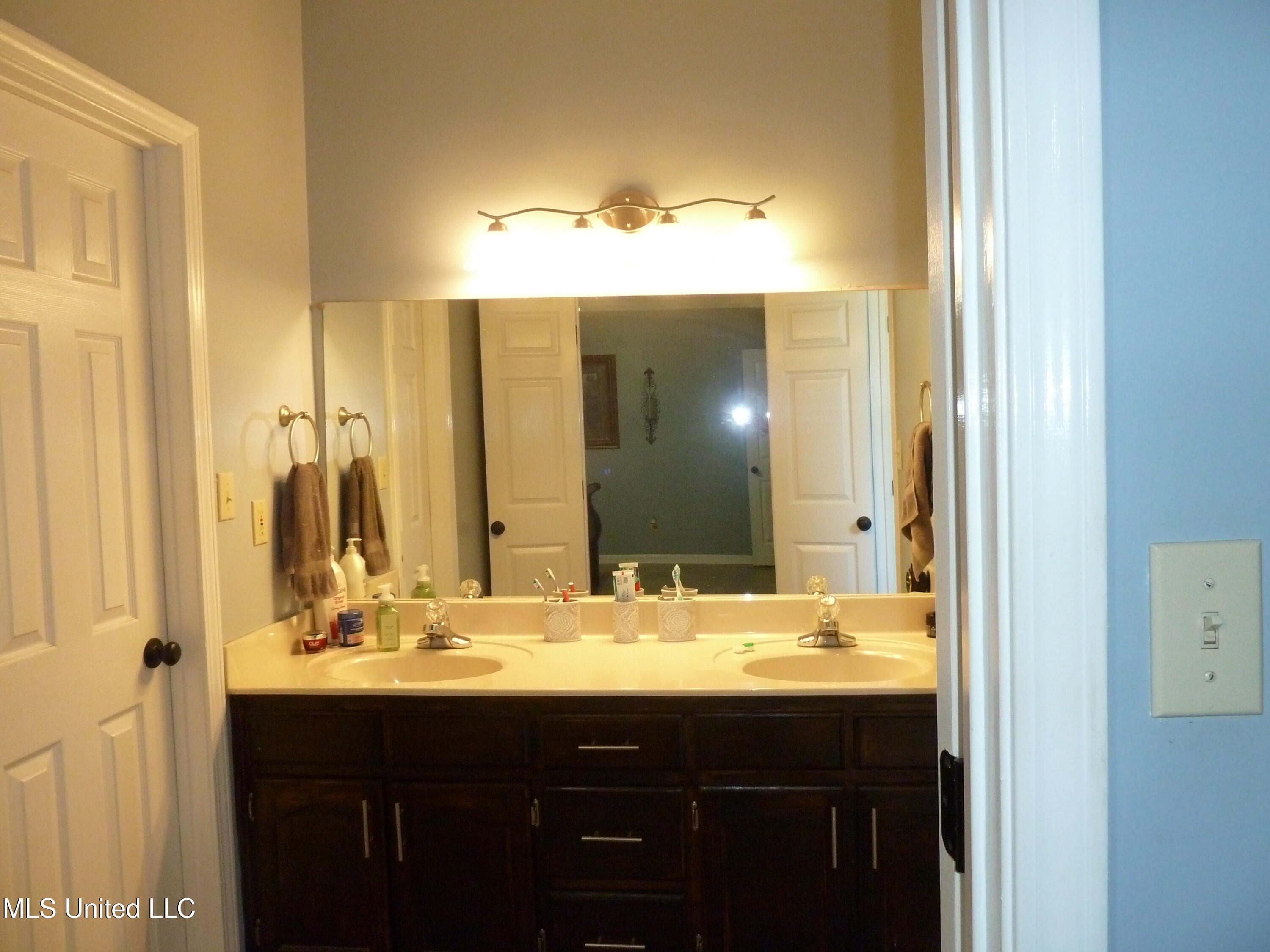 104 Leslie Drive, Senatobia, Mississippi image 19