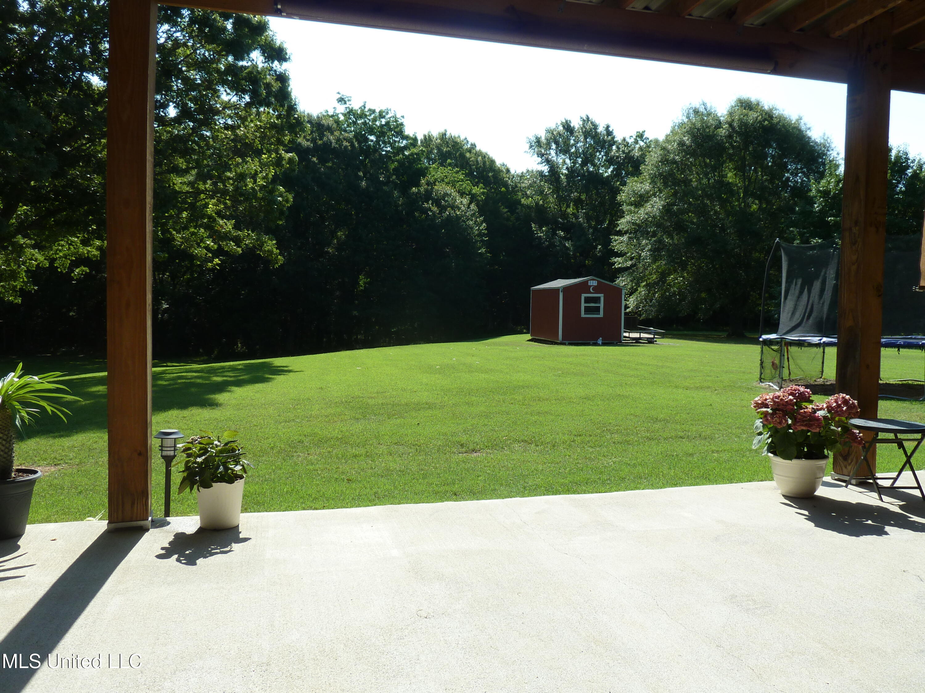 104 Leslie Drive, Senatobia, Mississippi image 29