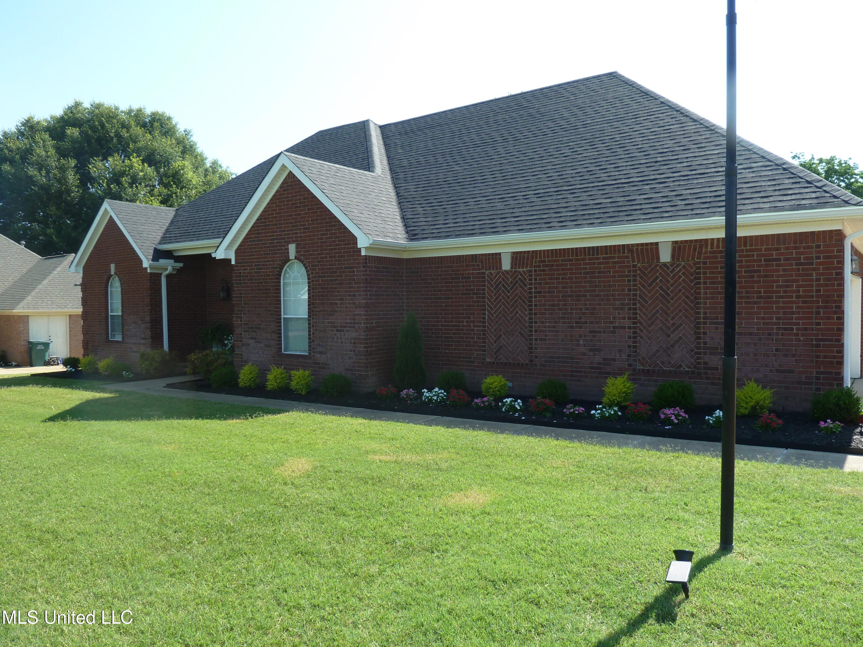 104 Leslie Drive, Senatobia, Mississippi image 3