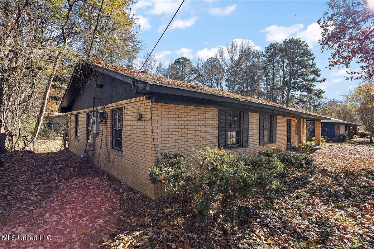 2710 Charleston Drive, Jackson, Mississippi image 24