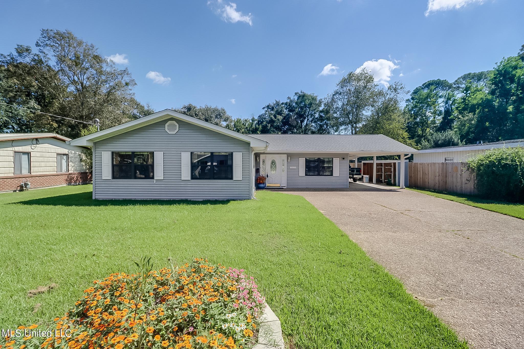 1628 Courthouse Road, Gulfport, Mississippi image 1