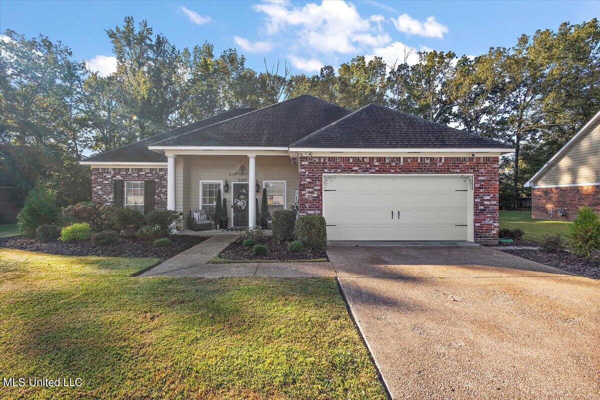 2107 Branch Creek Dr Drive, Jackson, Mississippi image 2