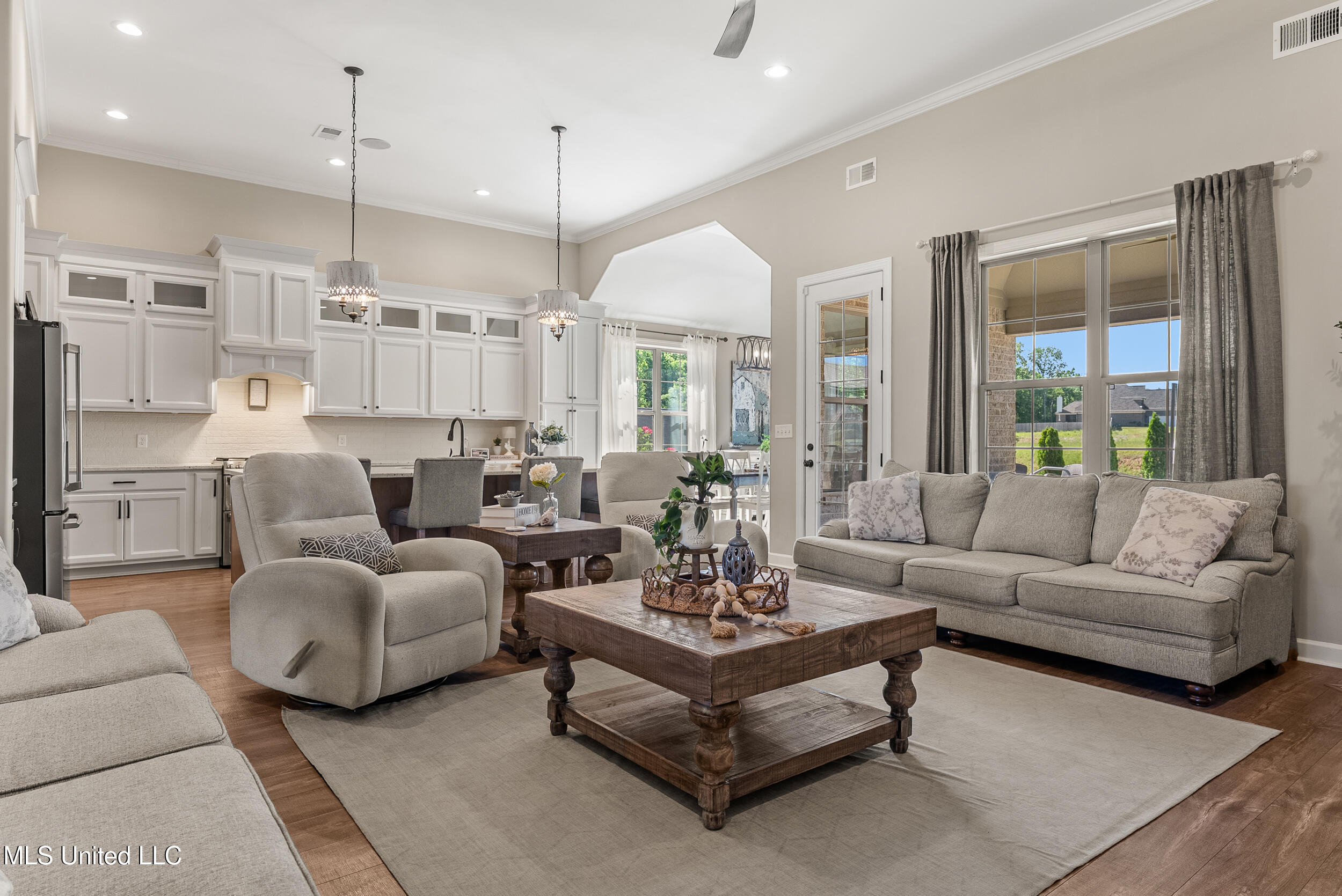 9931 Cypress Willow Cove, Olive Branch, Mississippi image 9