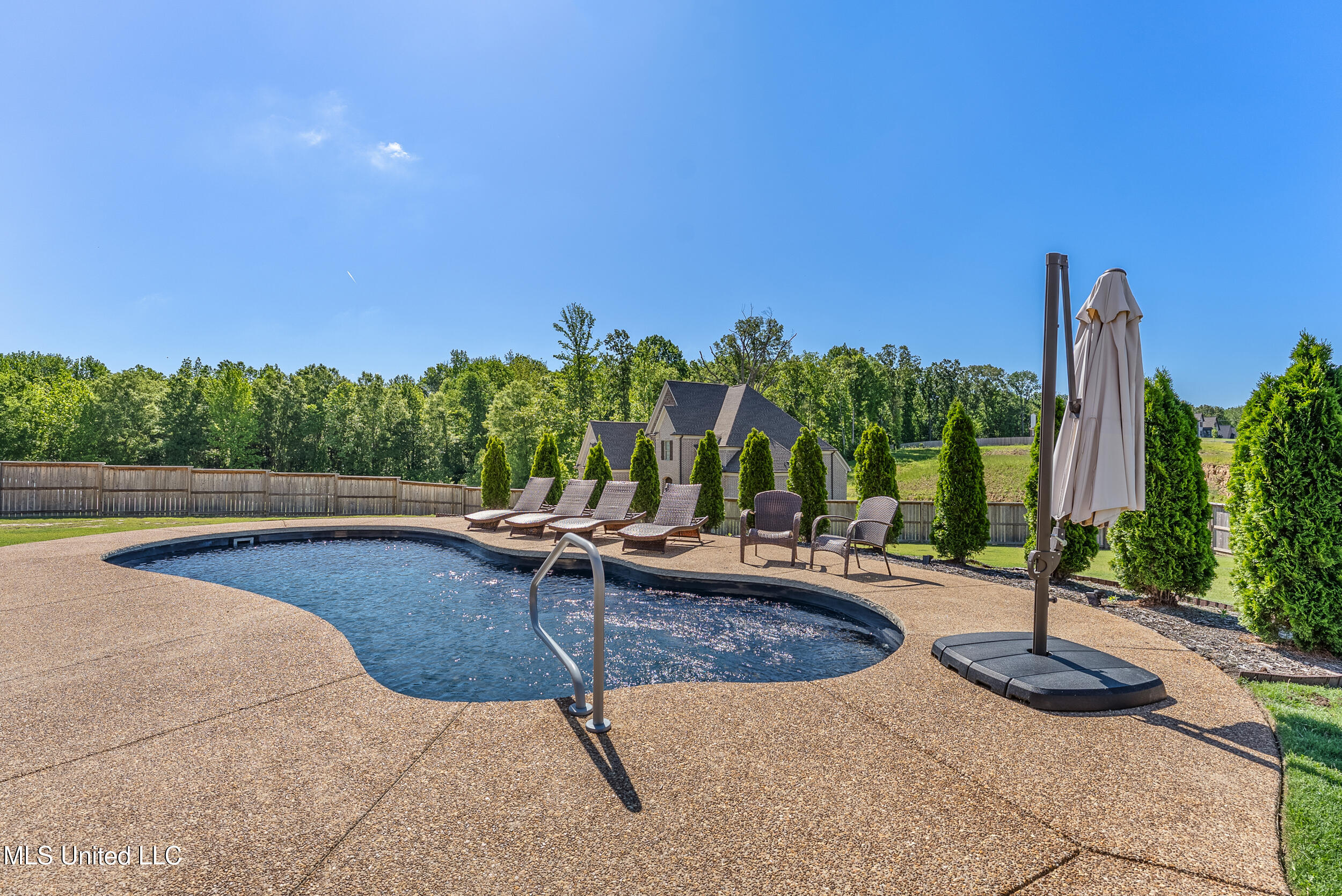 9931 Cypress Willow Cove, Olive Branch, Mississippi image 7