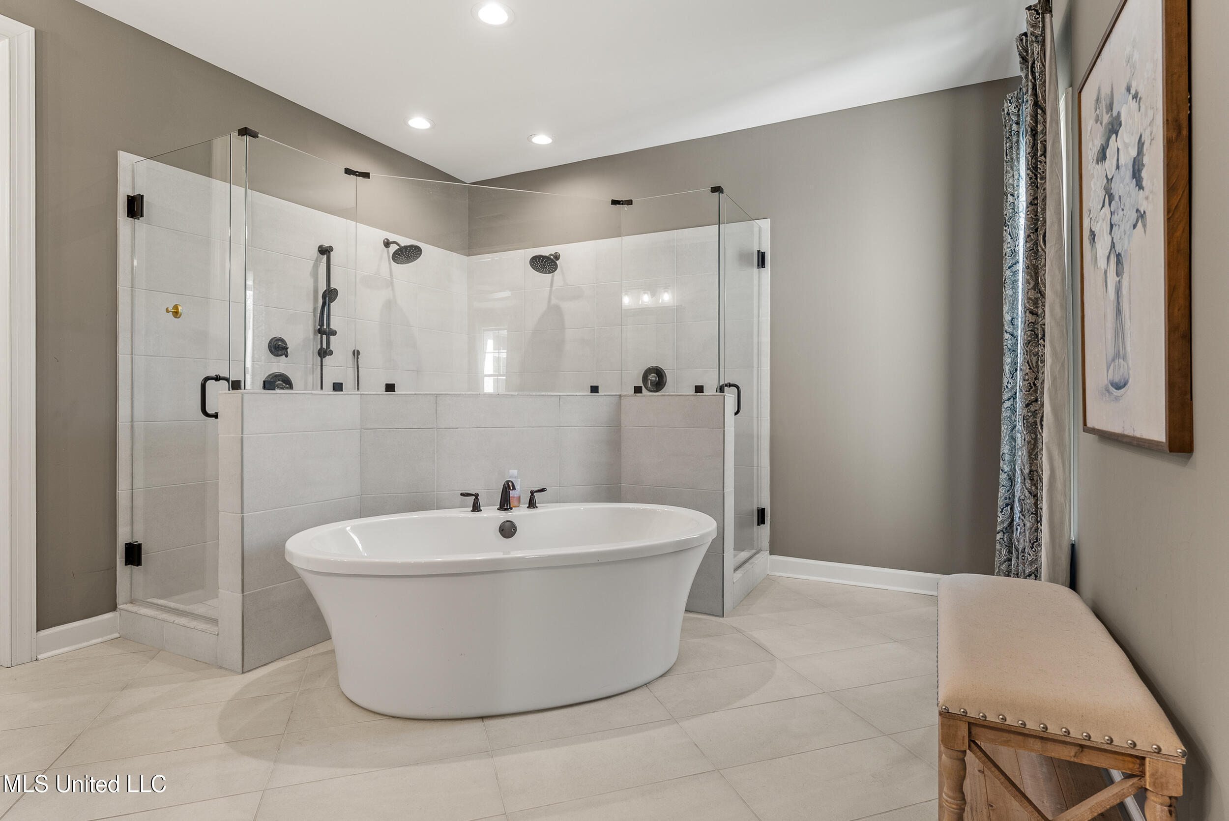9931 Cypress Willow Cove, Olive Branch, Mississippi image 24