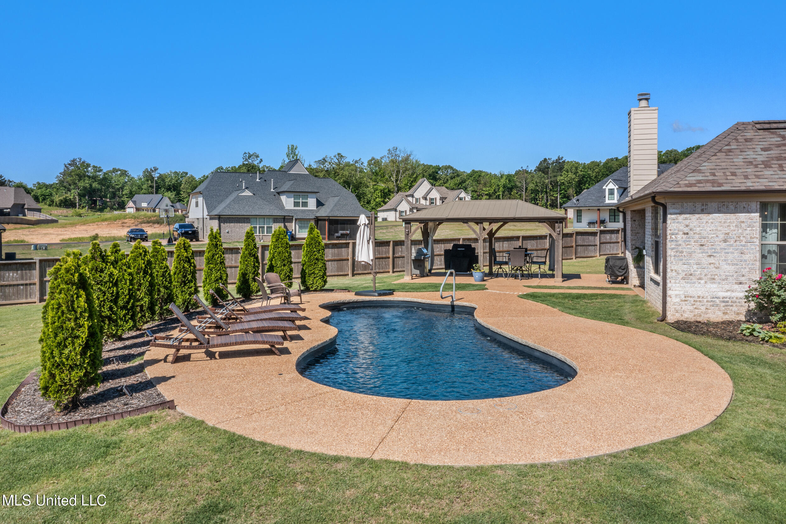 9931 Cypress Willow Cove, Olive Branch, Mississippi image 8