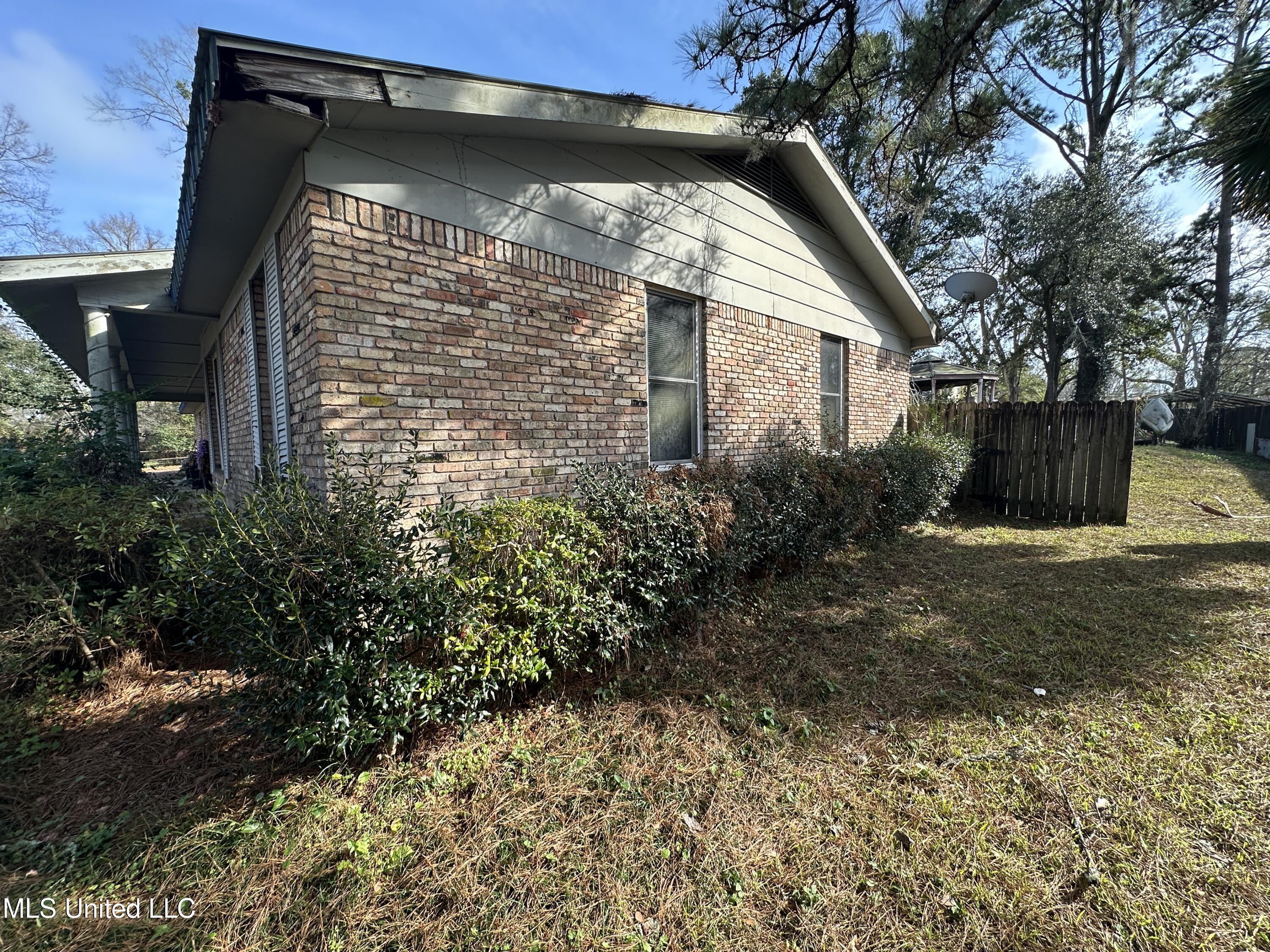 4024 Castenera Avenue, Moss Point, Mississippi image 6