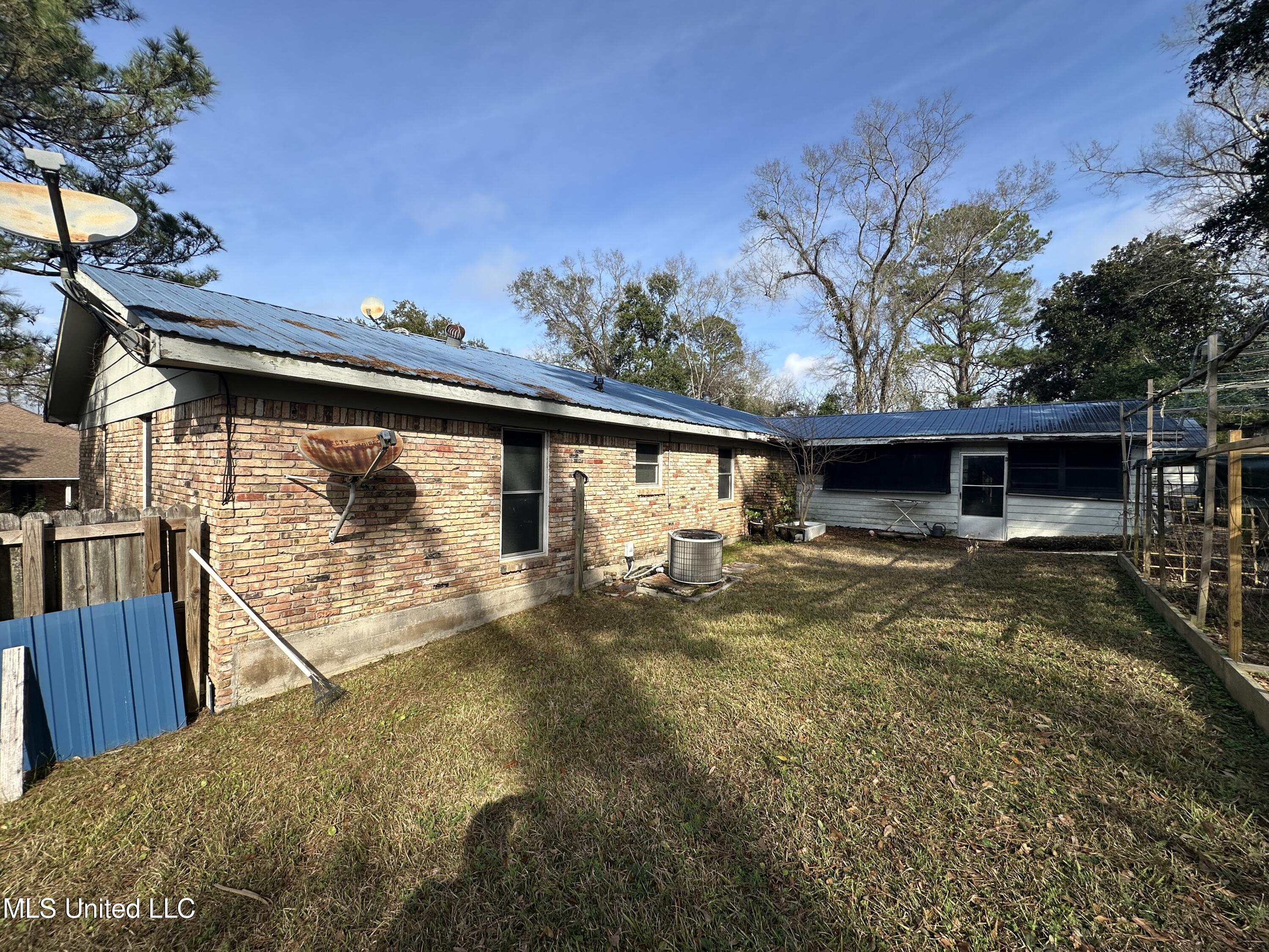 4024 Castenera Avenue, Moss Point, Mississippi image 7