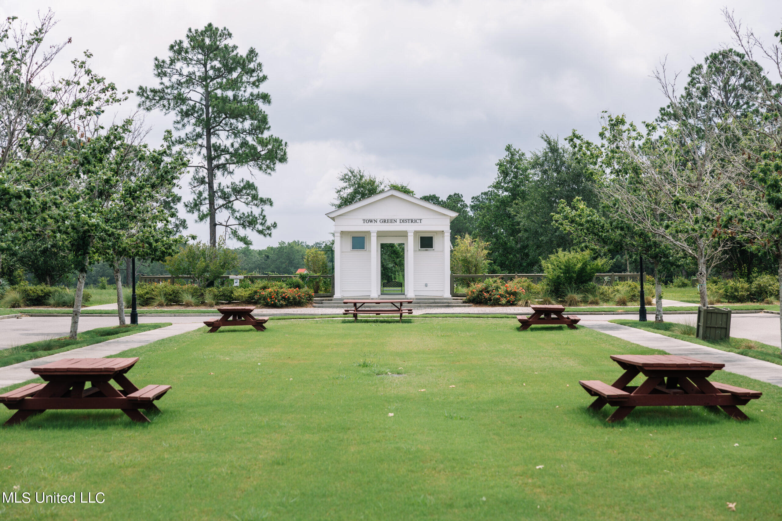 12136 Creole Way, Gulfport, Mississippi image 36