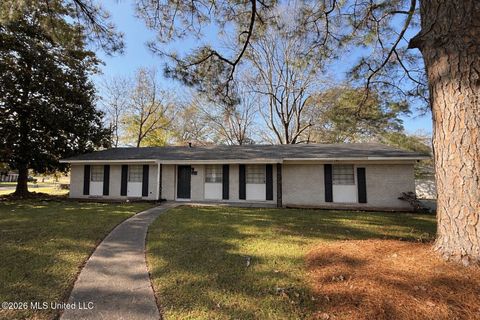 Homes For Sale - 1740 Smallwood Street<br/> Jackson, MS 39212