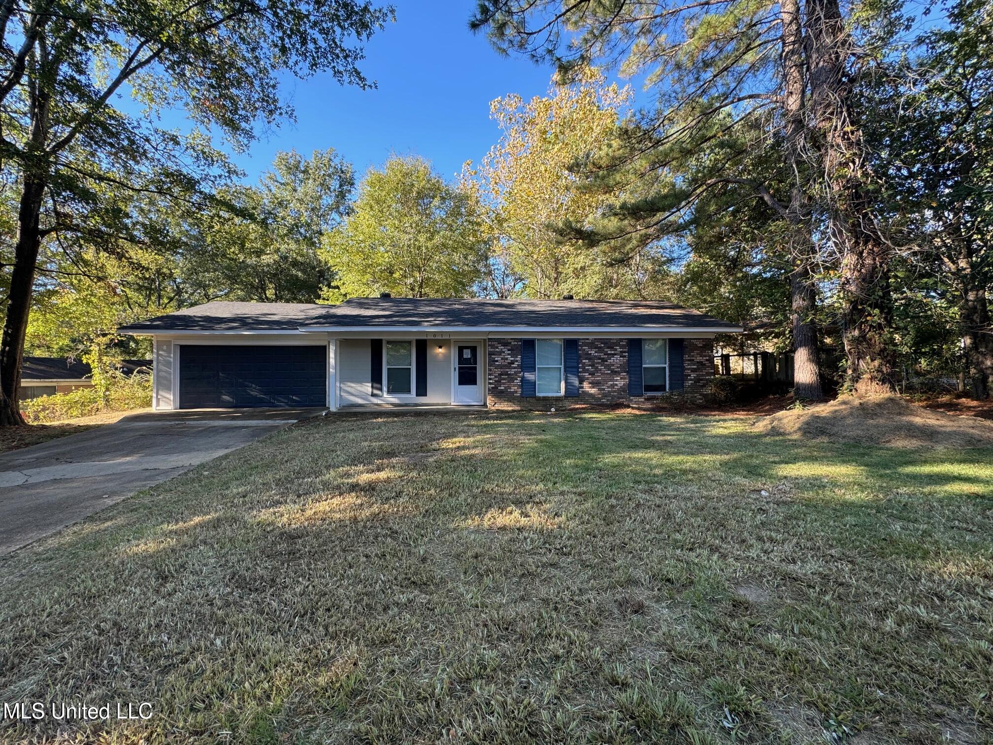 1011 Fairway Street, Jackson, Mississippi image 1