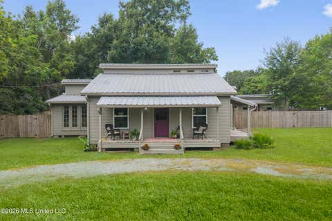 Homes For Sale - 321 Surf Street<br/> Waveland, MS 39576