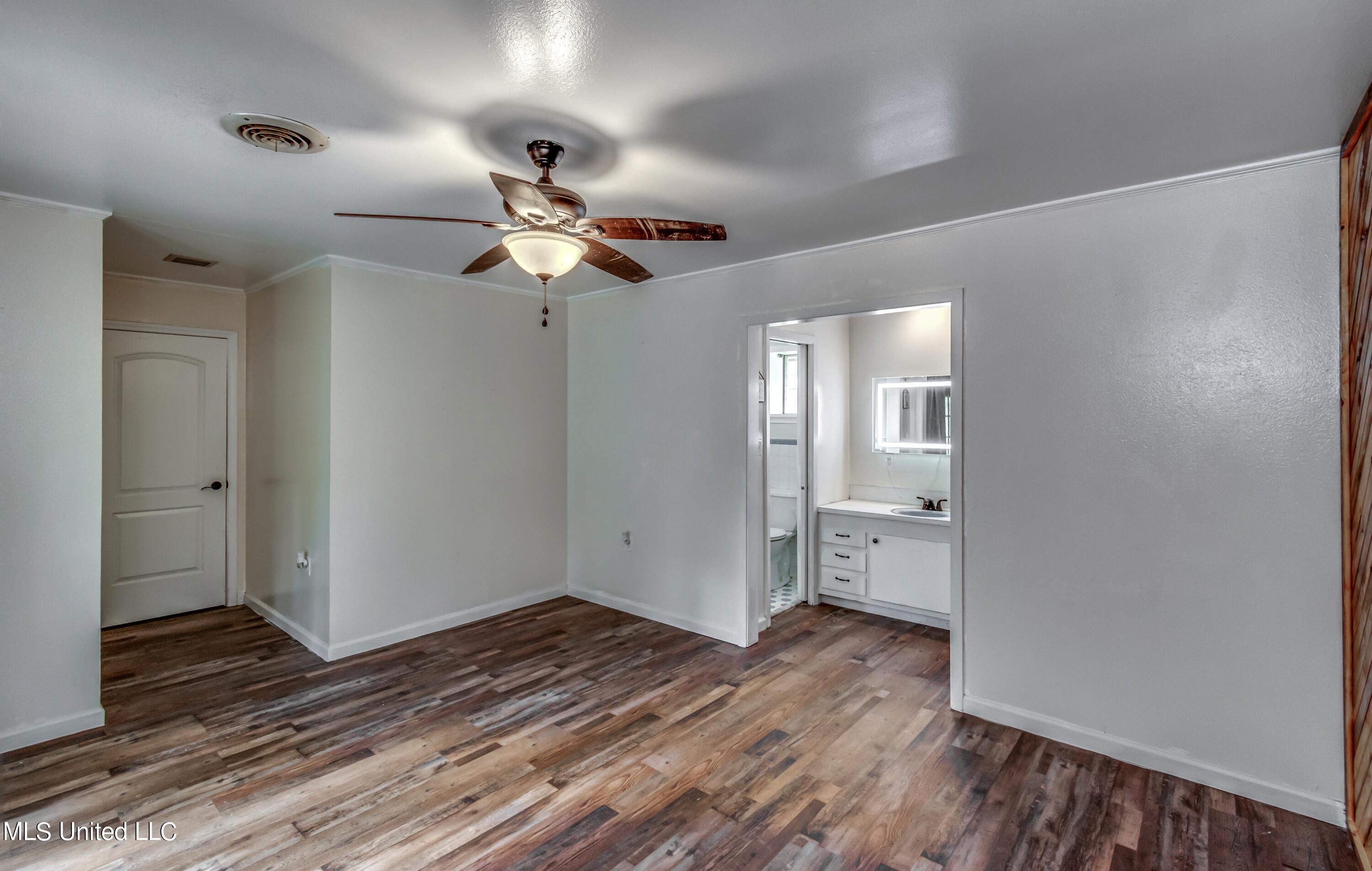 Monticello, Mississippi 39654, United States, 3 Bedrooms Bedrooms, ,2 BathroomsBathrooms,Residential,Pending,50824