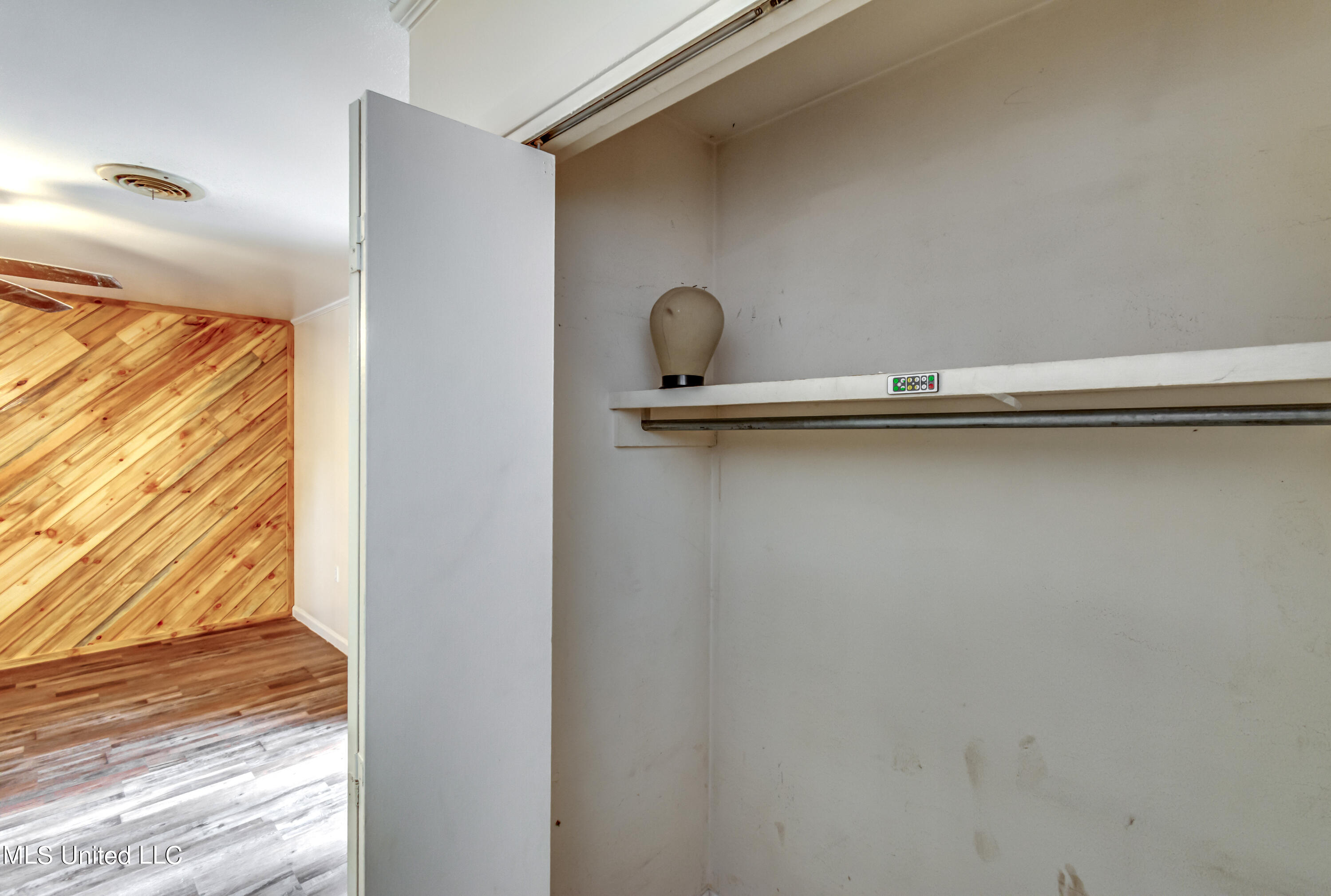 Monticello, Mississippi 39654, United States, 3 Bedrooms Bedrooms, ,2 BathroomsBathrooms,Residential,Pending,50824