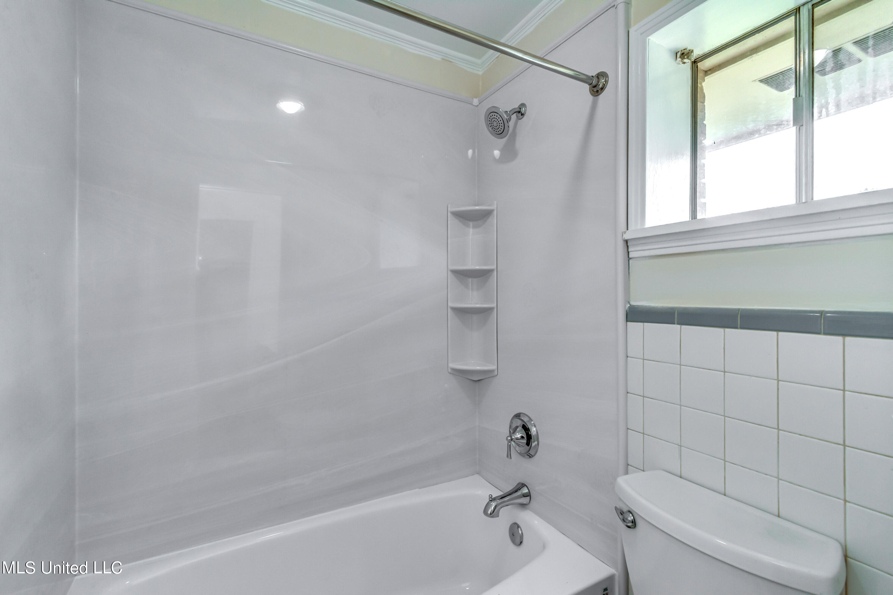 Monticello, Mississippi 39654, United States, 3 Bedrooms Bedrooms, ,2 BathroomsBathrooms,Residential,Pending,50824