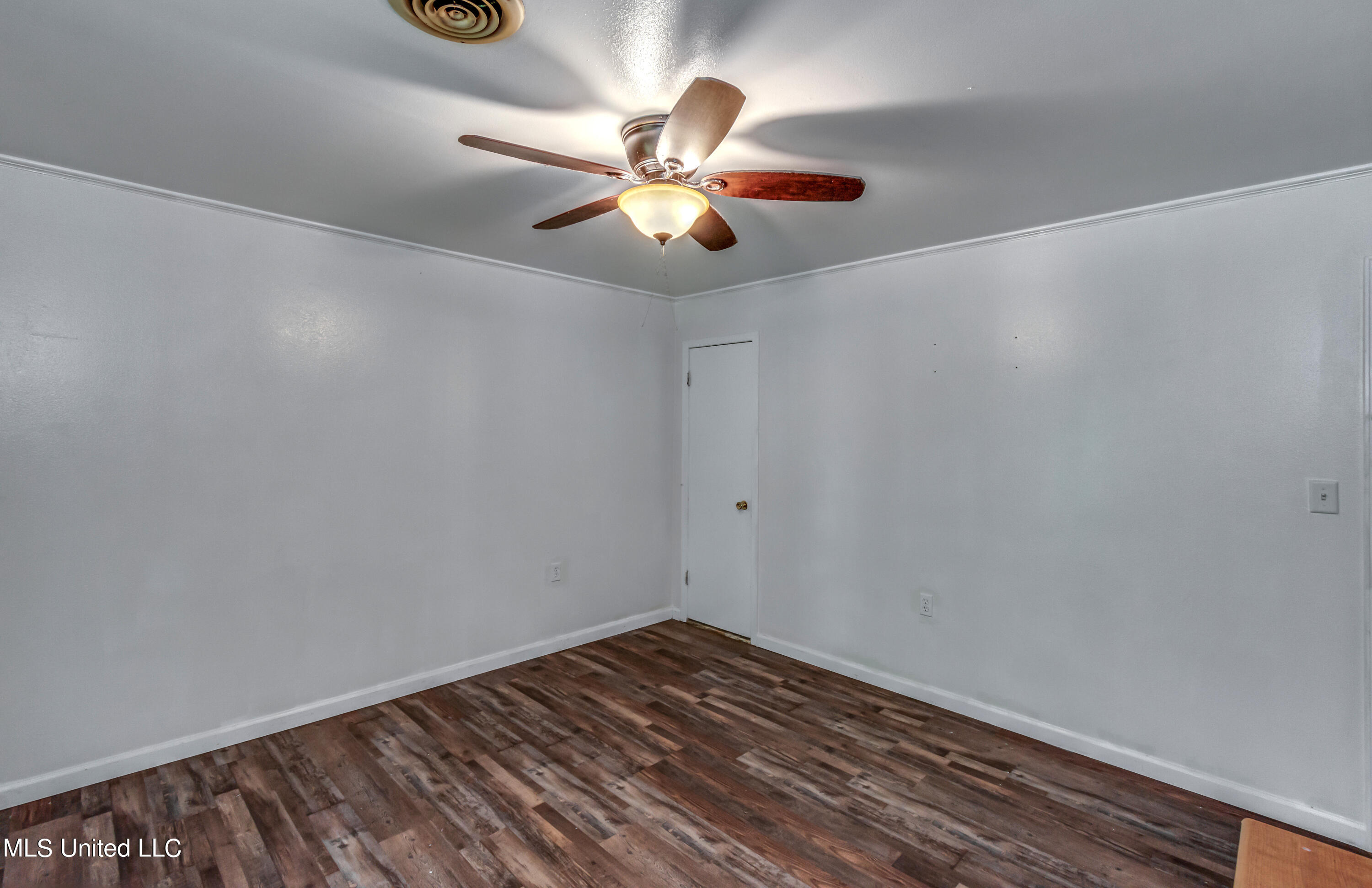 Monticello, Mississippi 39654, United States, 3 Bedrooms Bedrooms, ,2 BathroomsBathrooms,Residential,Pending,50824