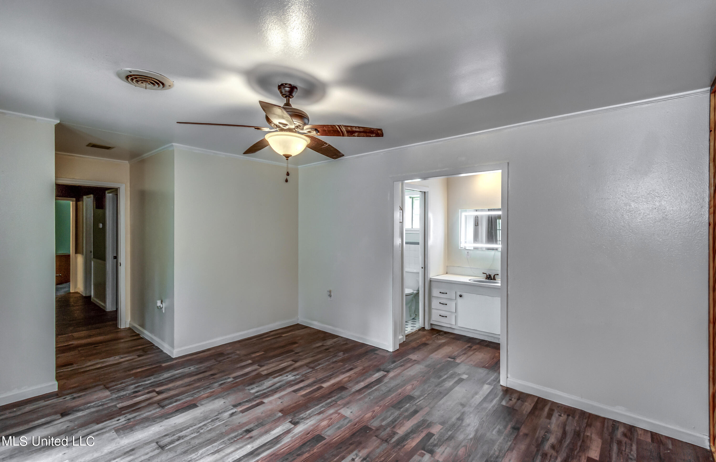 Monticello, Mississippi 39654, United States, 3 Bedrooms Bedrooms, ,2 BathroomsBathrooms,Residential,Pending,50824