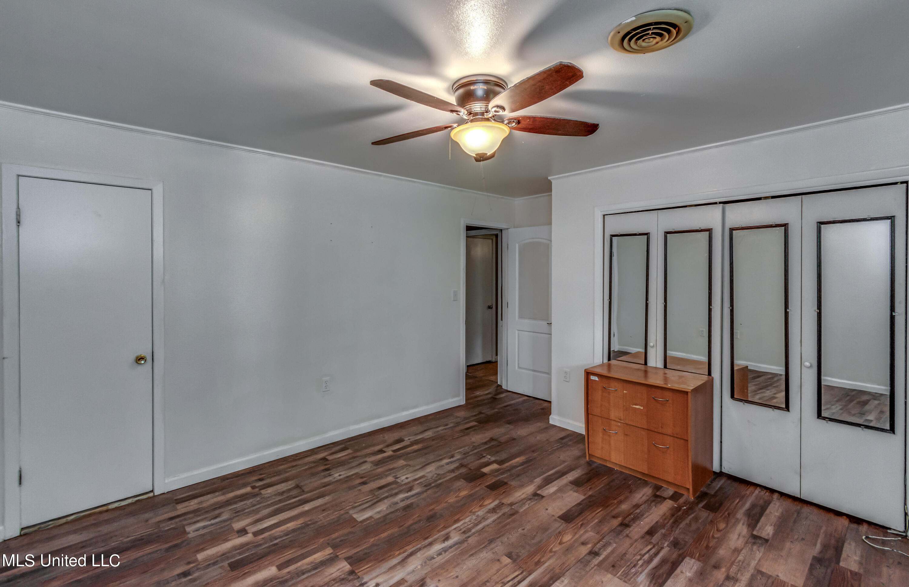 Monticello, Mississippi 39654, United States, 3 Bedrooms Bedrooms, ,2 BathroomsBathrooms,Residential,Pending,50824