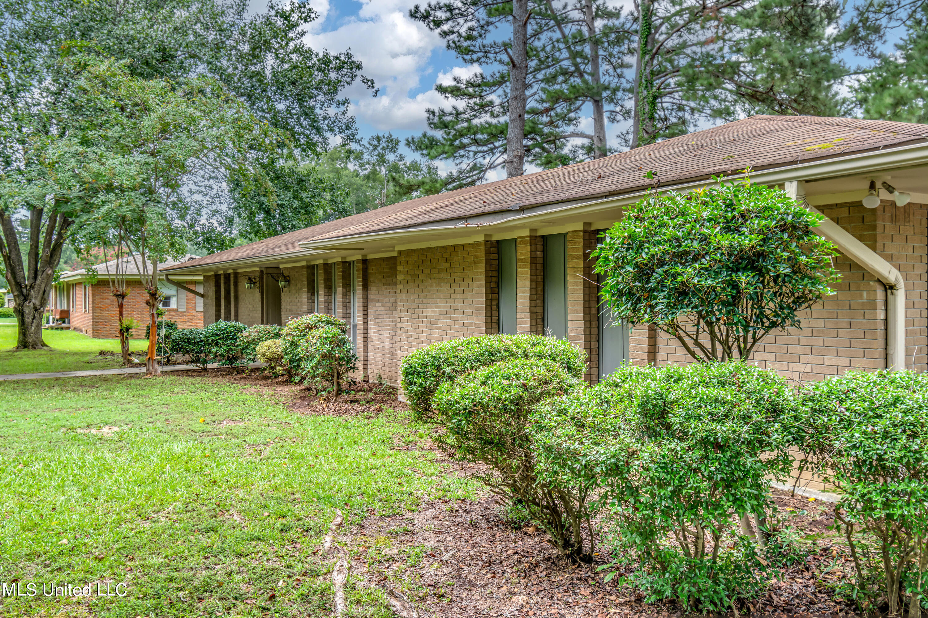 Monticello, Mississippi 39654, United States, 3 Bedrooms Bedrooms, ,2 BathroomsBathrooms,Residential,Pending,50824