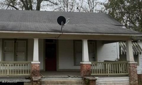 Homes For Sale - 3798 Front Street<br/> Lawrence County, Silver Creek, MS 39663