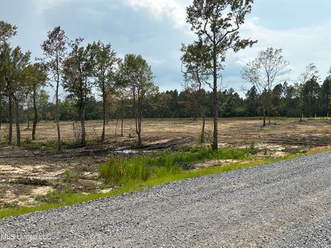 Vacant Land For Sale - PARCEL 2 Angelwood Ln.<br/> Kiln, MS 39556