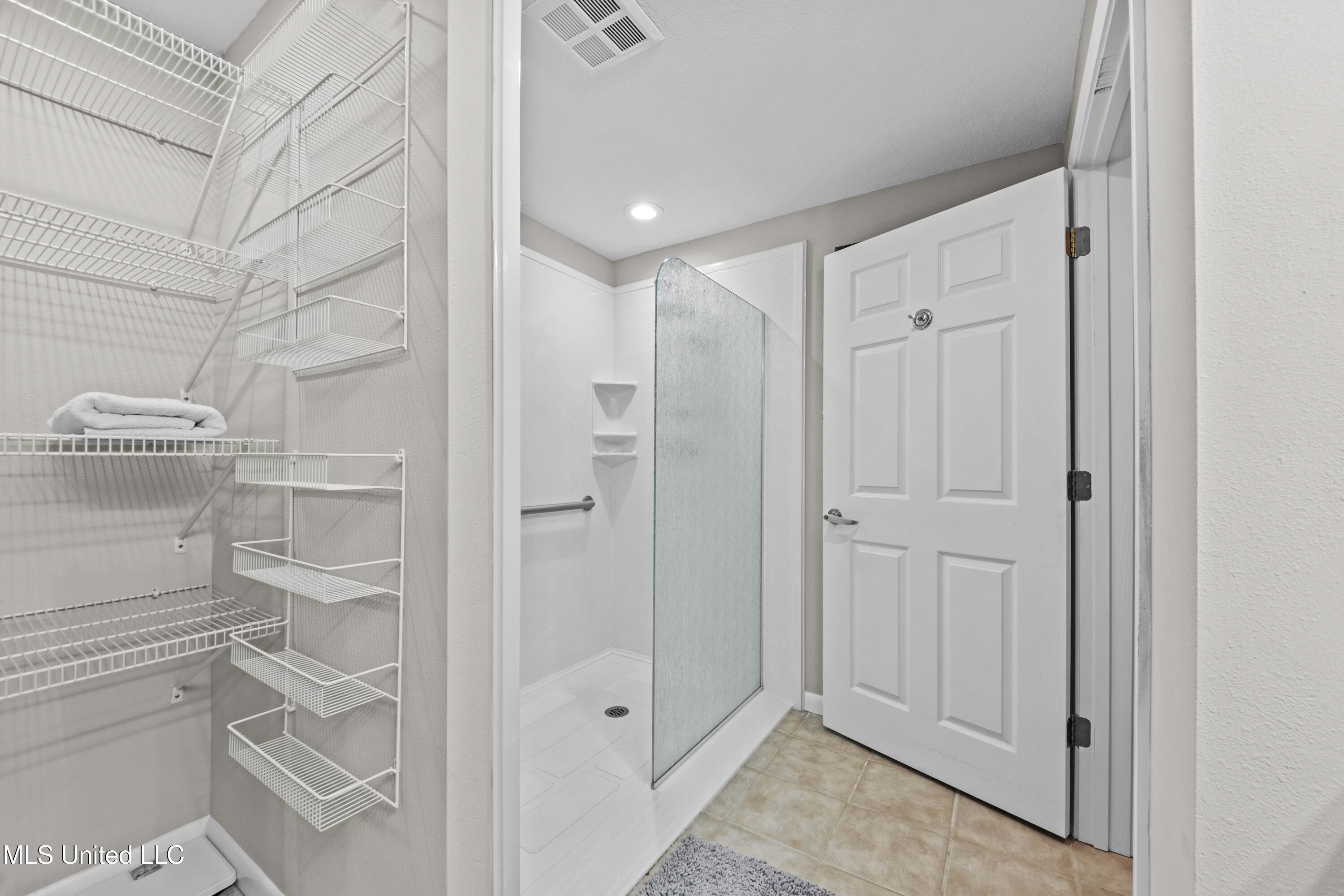 2230 Beach Drive #302, Gulfport, Mississippi image 13