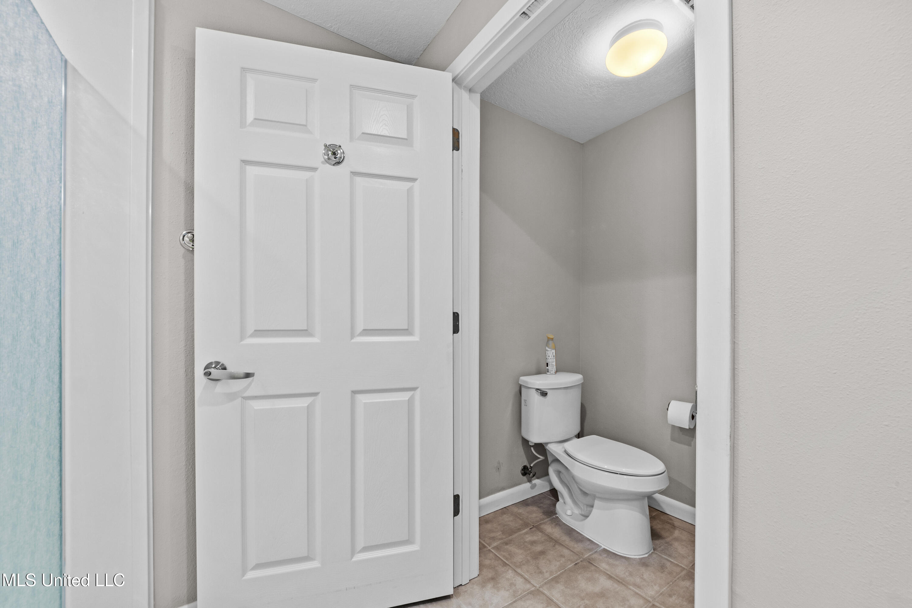 2230 Beach Drive #302, Gulfport, Mississippi image 14