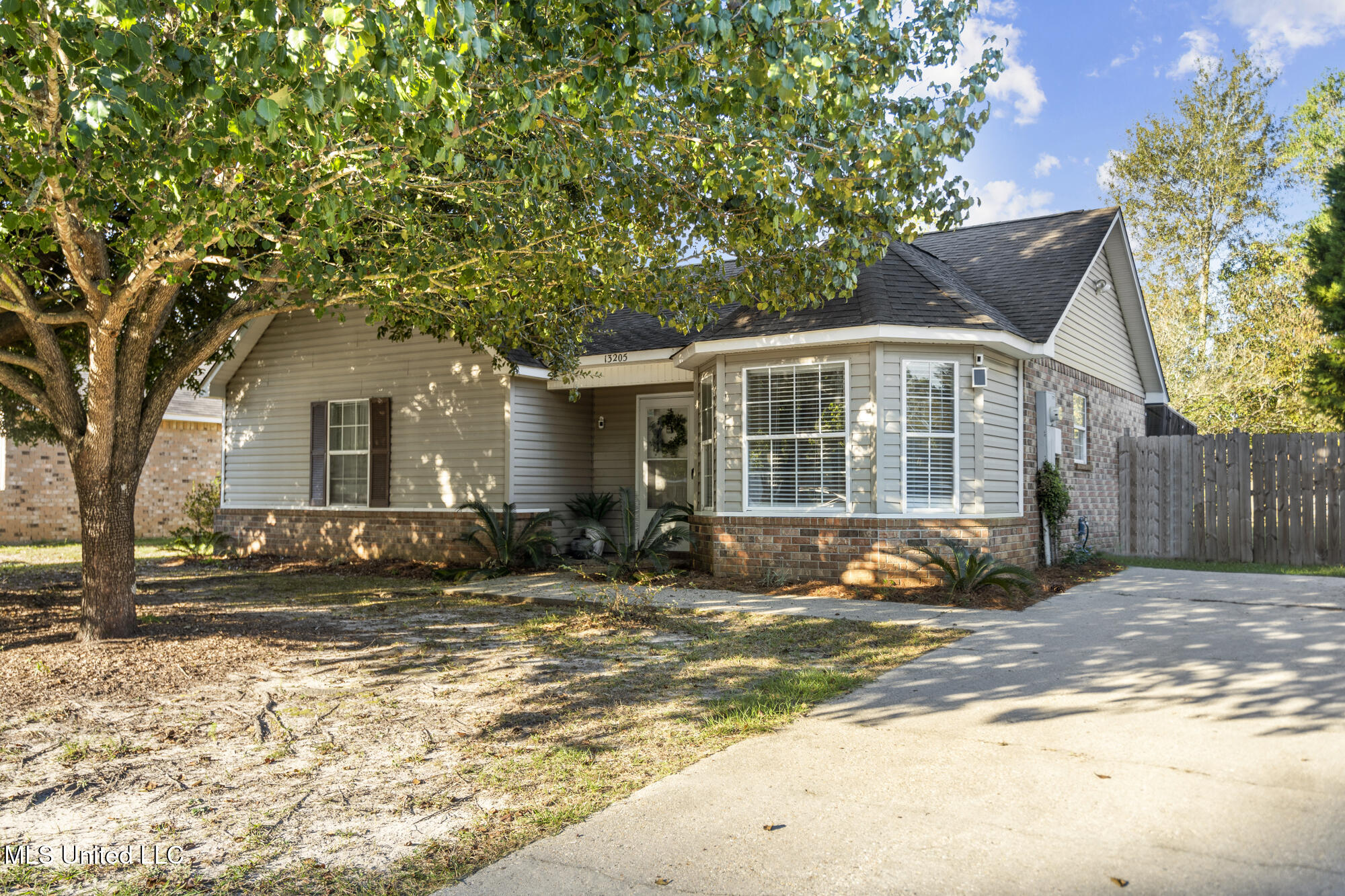 13205 Trailwood Drive, Gulfport, Mississippi image 2