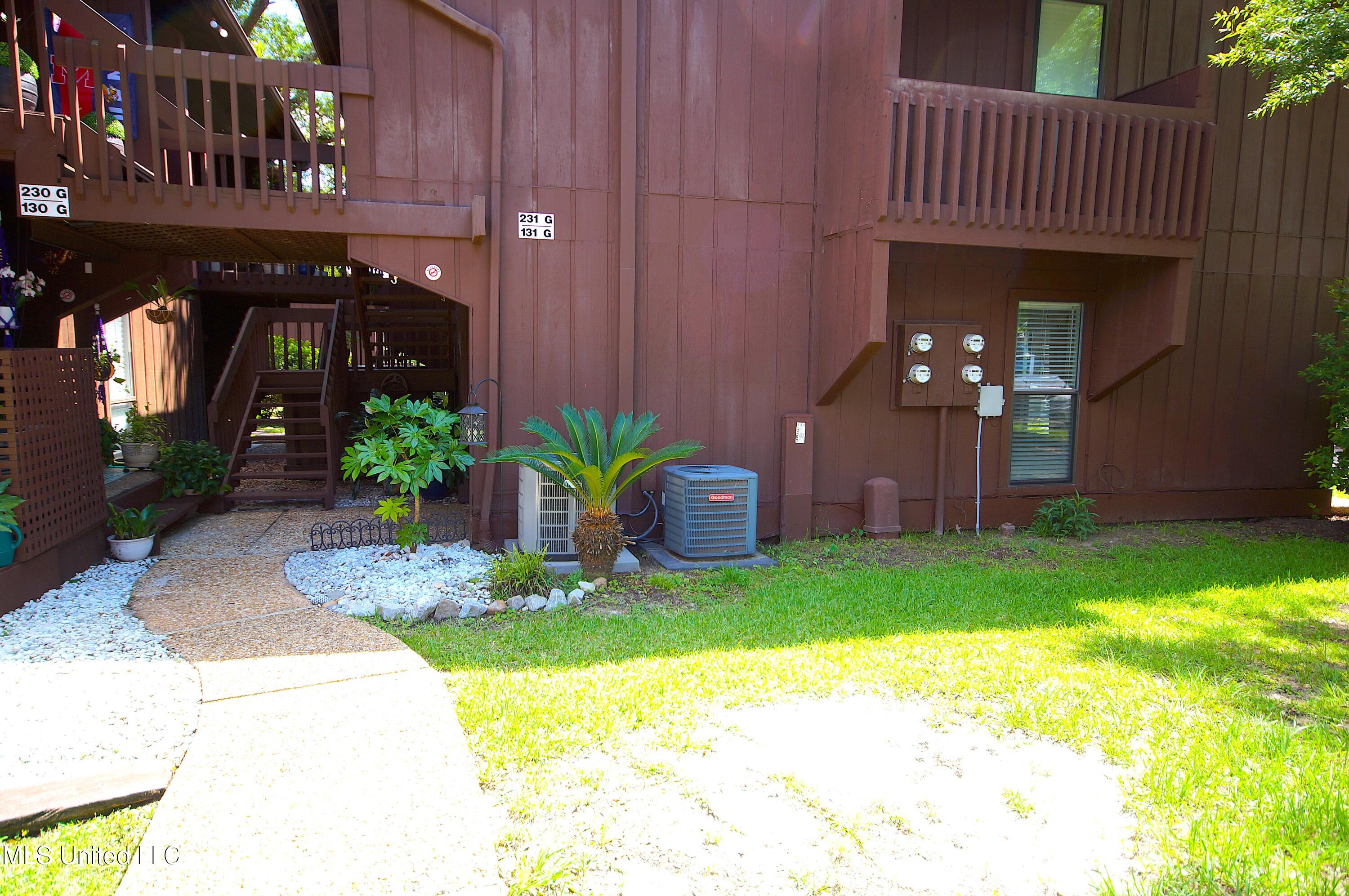 131 Molokai Vlg #G, Diamondhead, Mississippi image 3