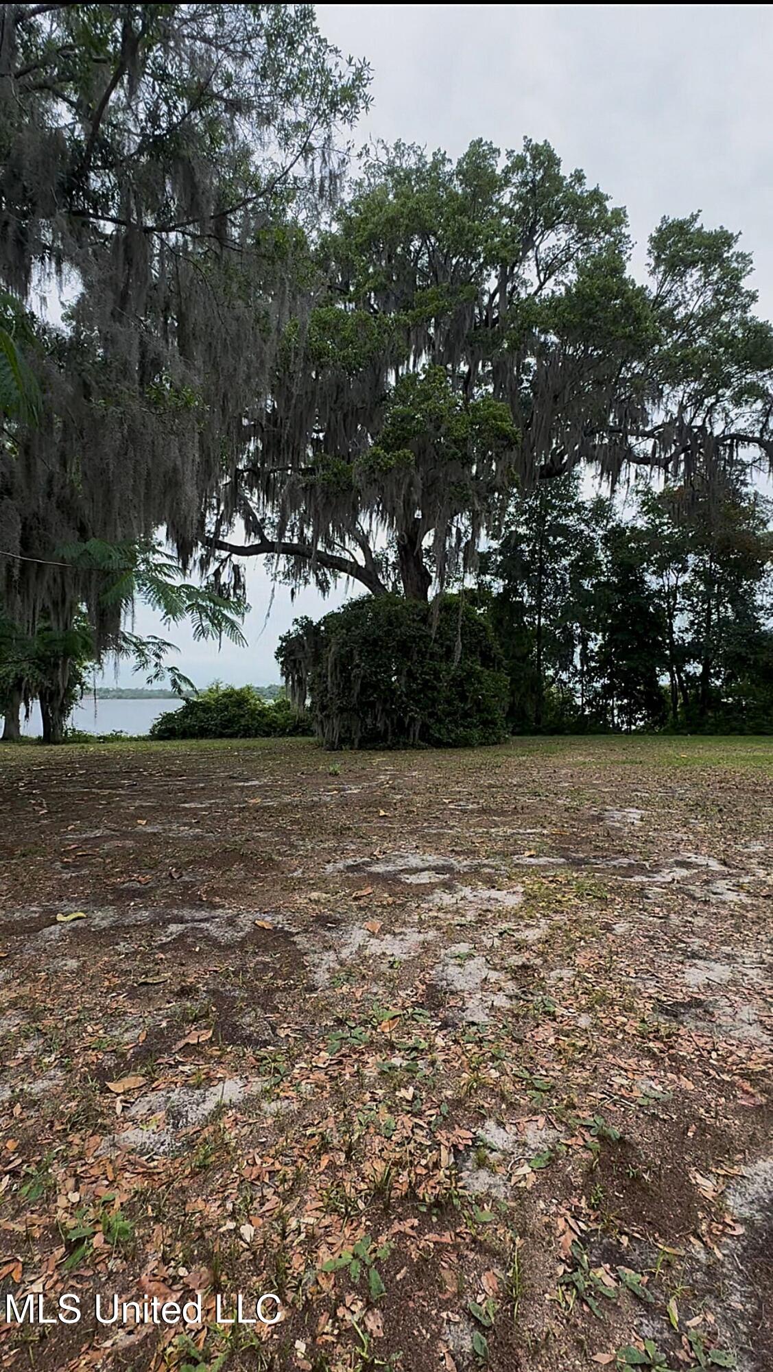 2154 Harmanson Vue, Biloxi, Mississippi image 6