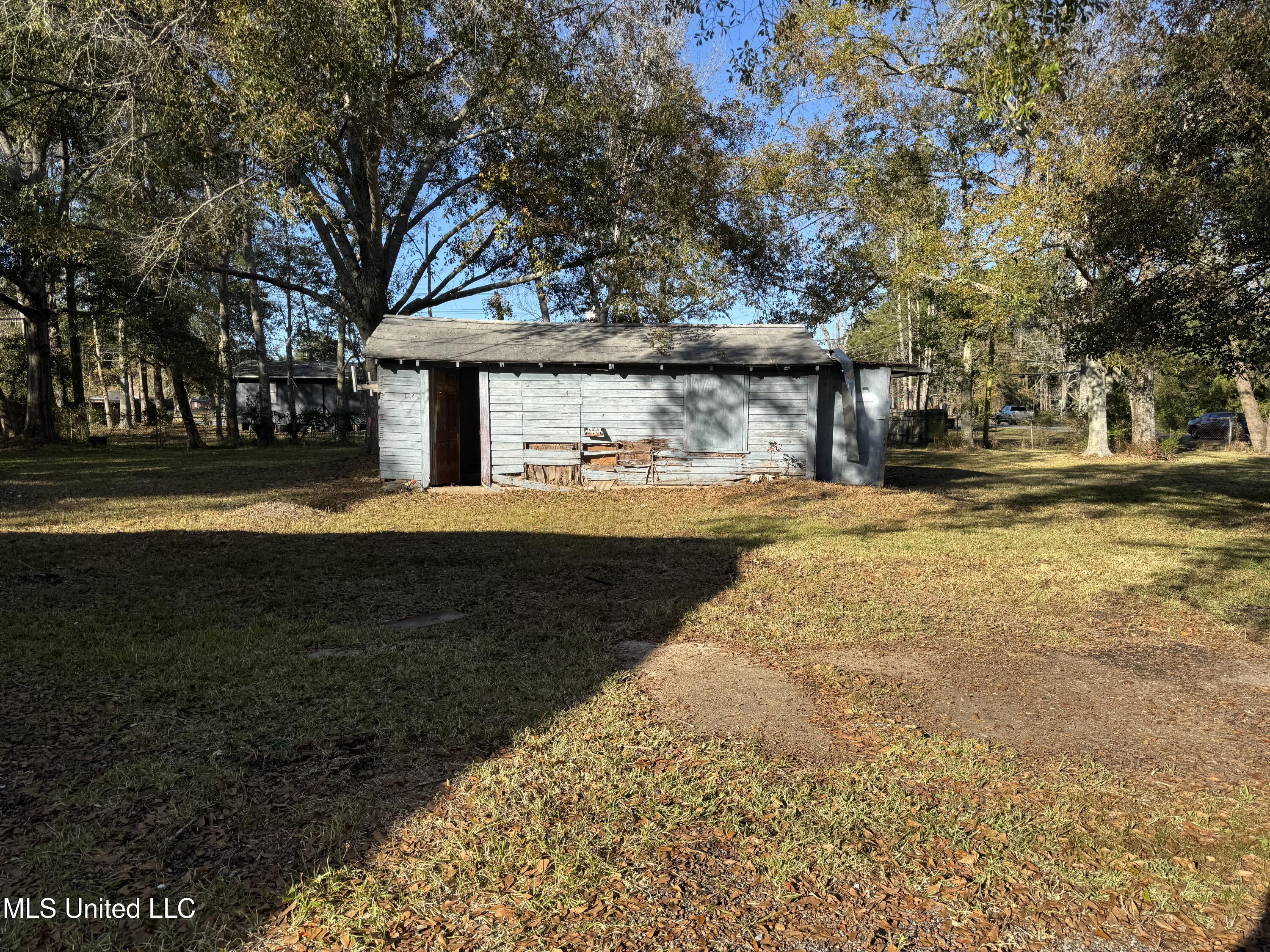 7313 Martin Bluff Road, Gautier, Mississippi image 12