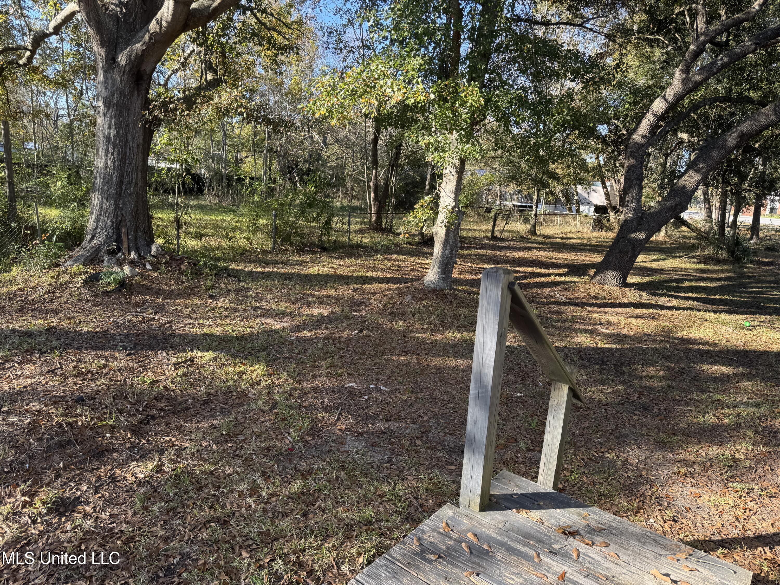 7313 Martin Bluff Road, Gautier, Mississippi image 14