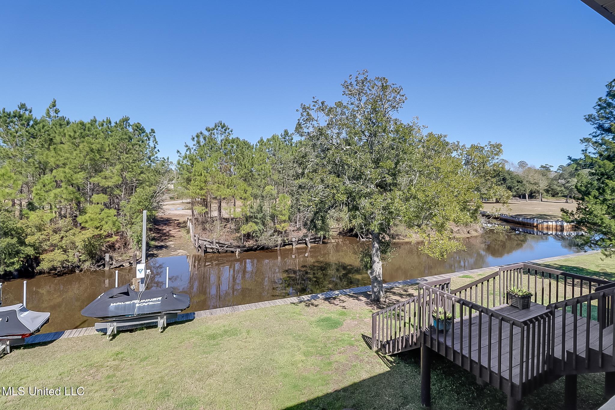 2036 Hollywood Drive, Bay Saint Louis, Mississippi image 46