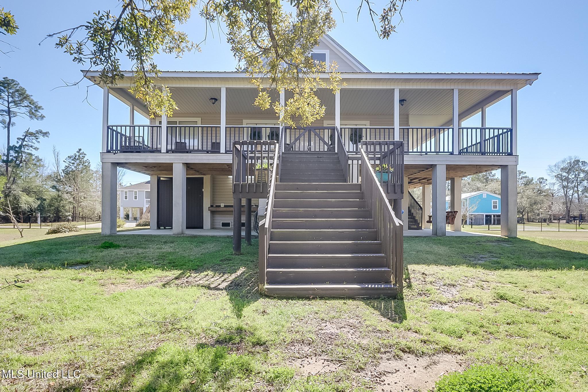 2036 Hollywood Drive, Bay Saint Louis, Mississippi image 19