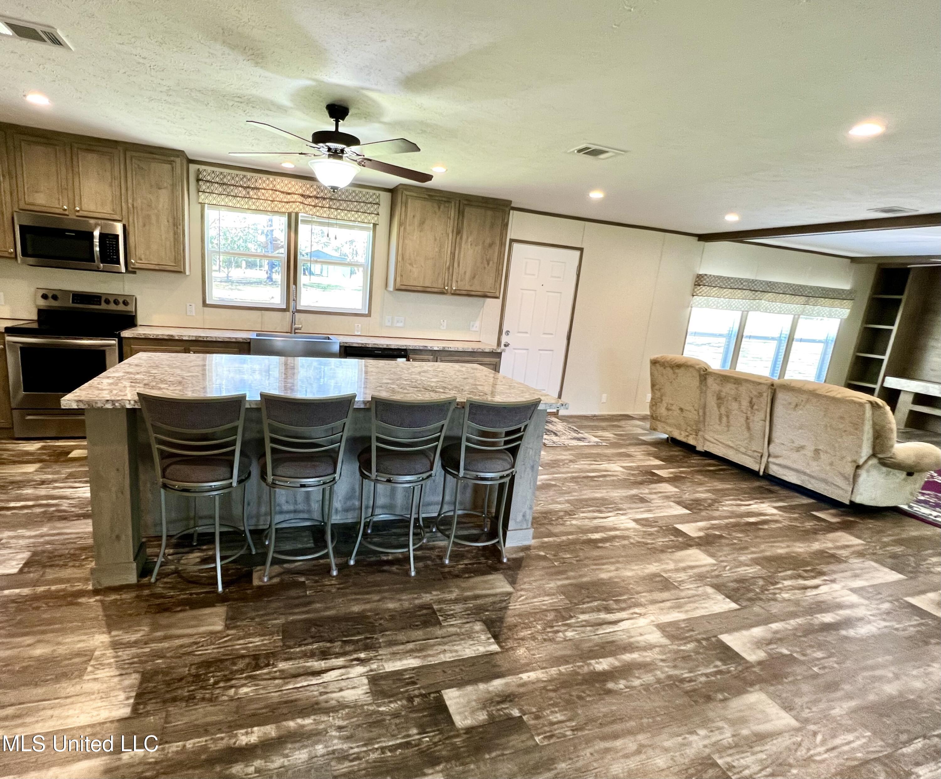 2221 Brushy Creek Road, Lucedale, Mississippi image 12