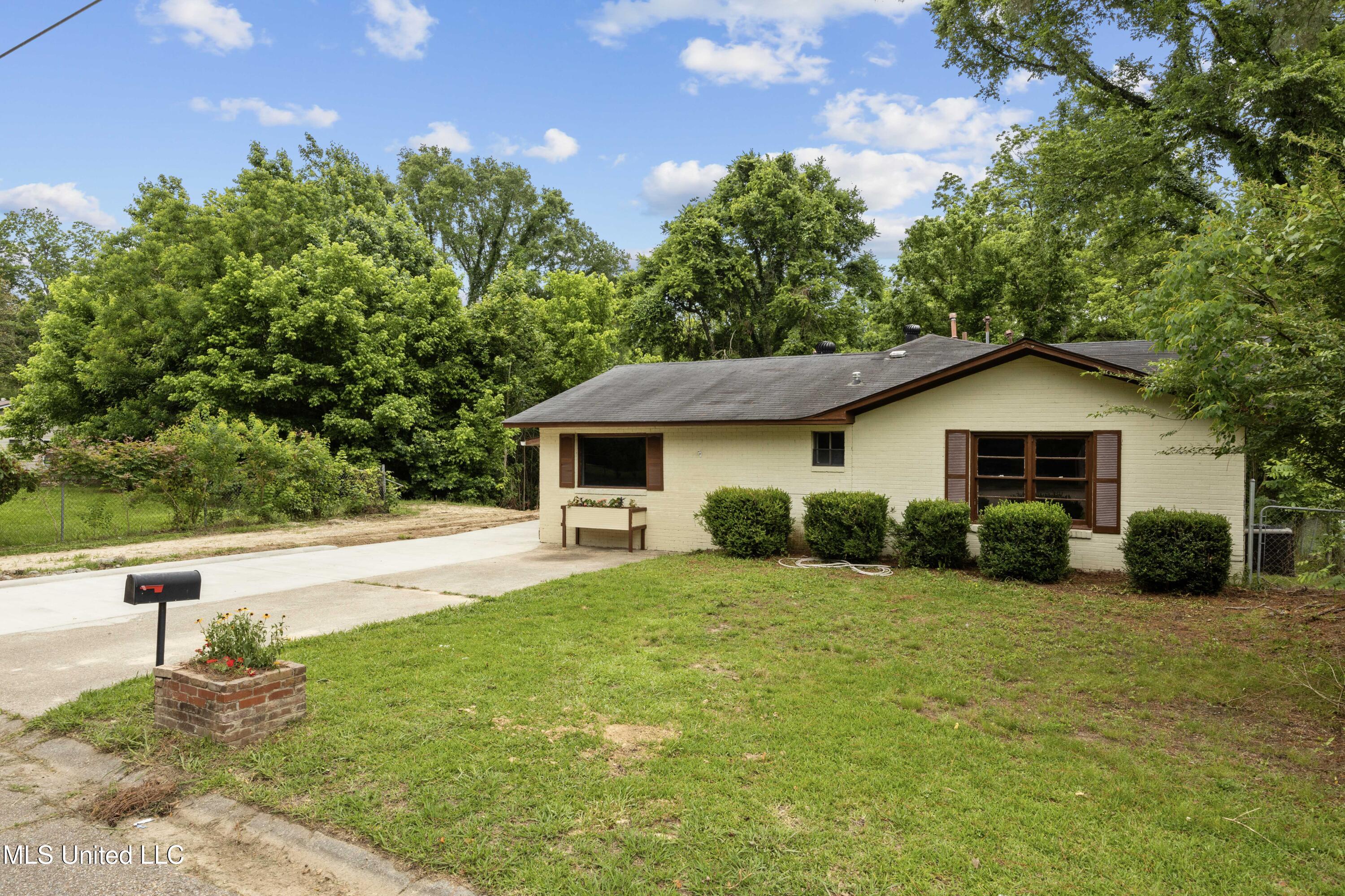 109 Starlight Drive, Vicksburg, Mississippi image 5